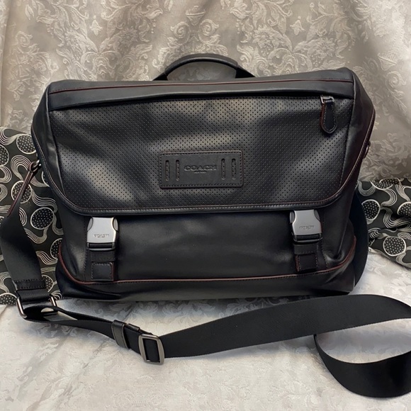 coach ranger messenger